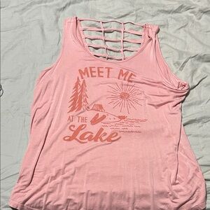 Maurice’s ‘meet me at the lake’ tank